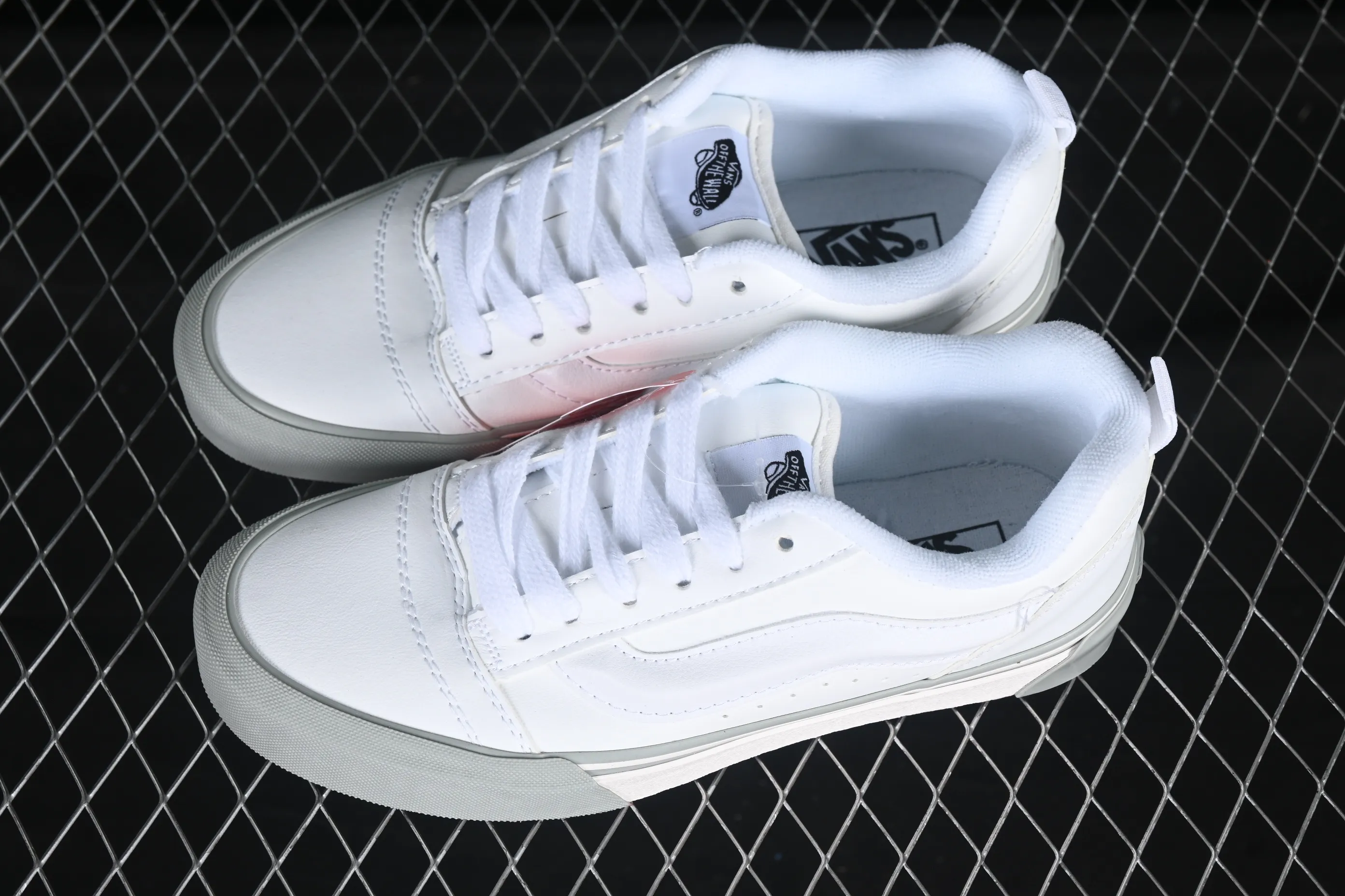 All categories Vans Vans series Vans Low Vans low-top Vans Knu Skool Vans low-top retro casual fat bread shoes VN0009QCBUH